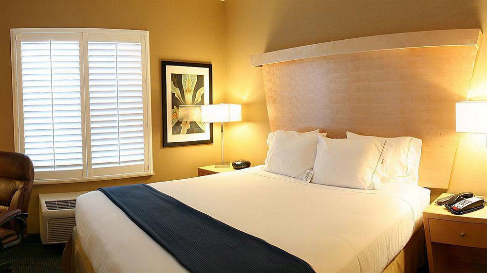 Holiday Inn Express Hotel & Suites Modesto-Salida By Ihg Eksteriør billede