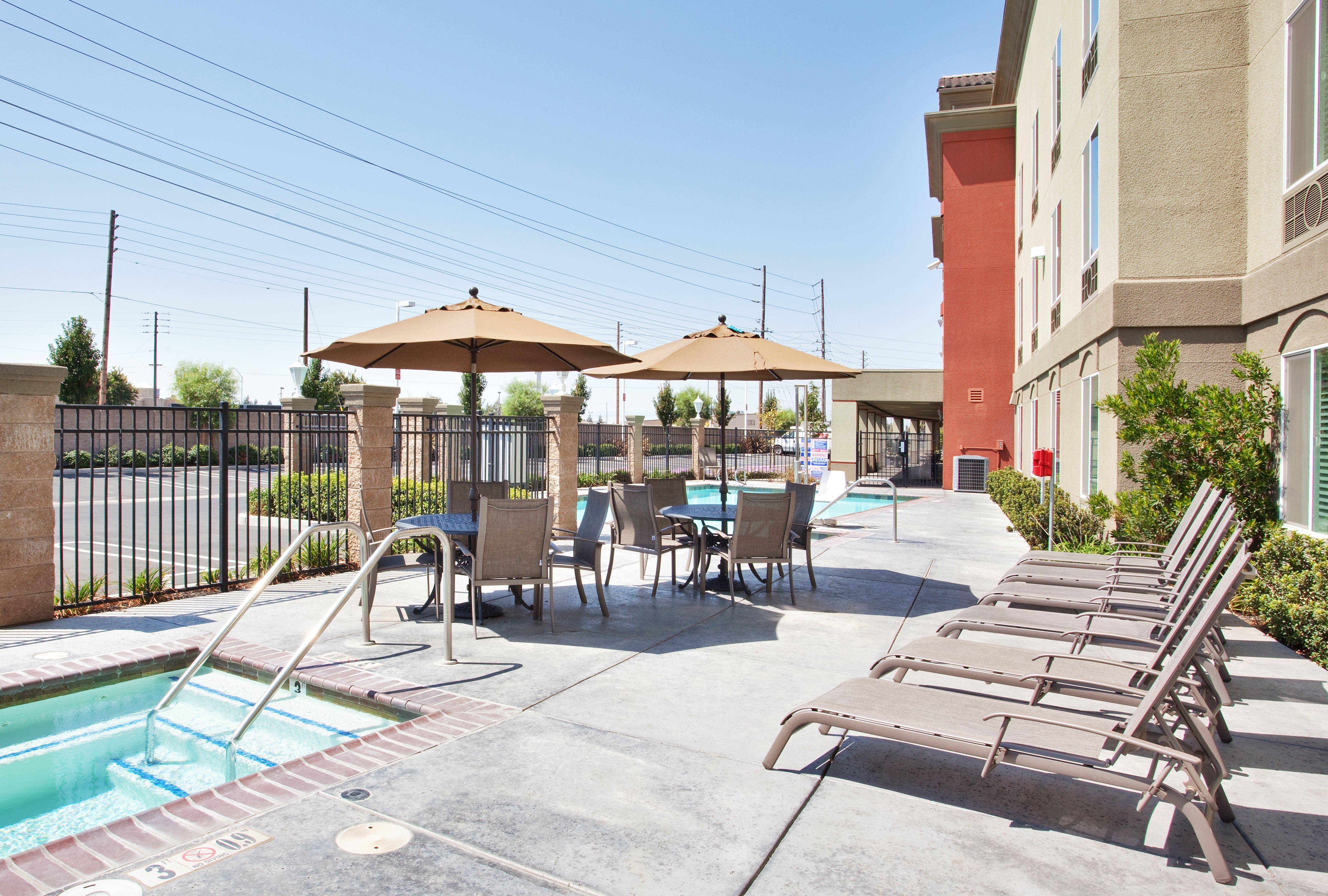 Holiday Inn Express Hotel & Suites Modesto-Salida By Ihg Eksteriør billede