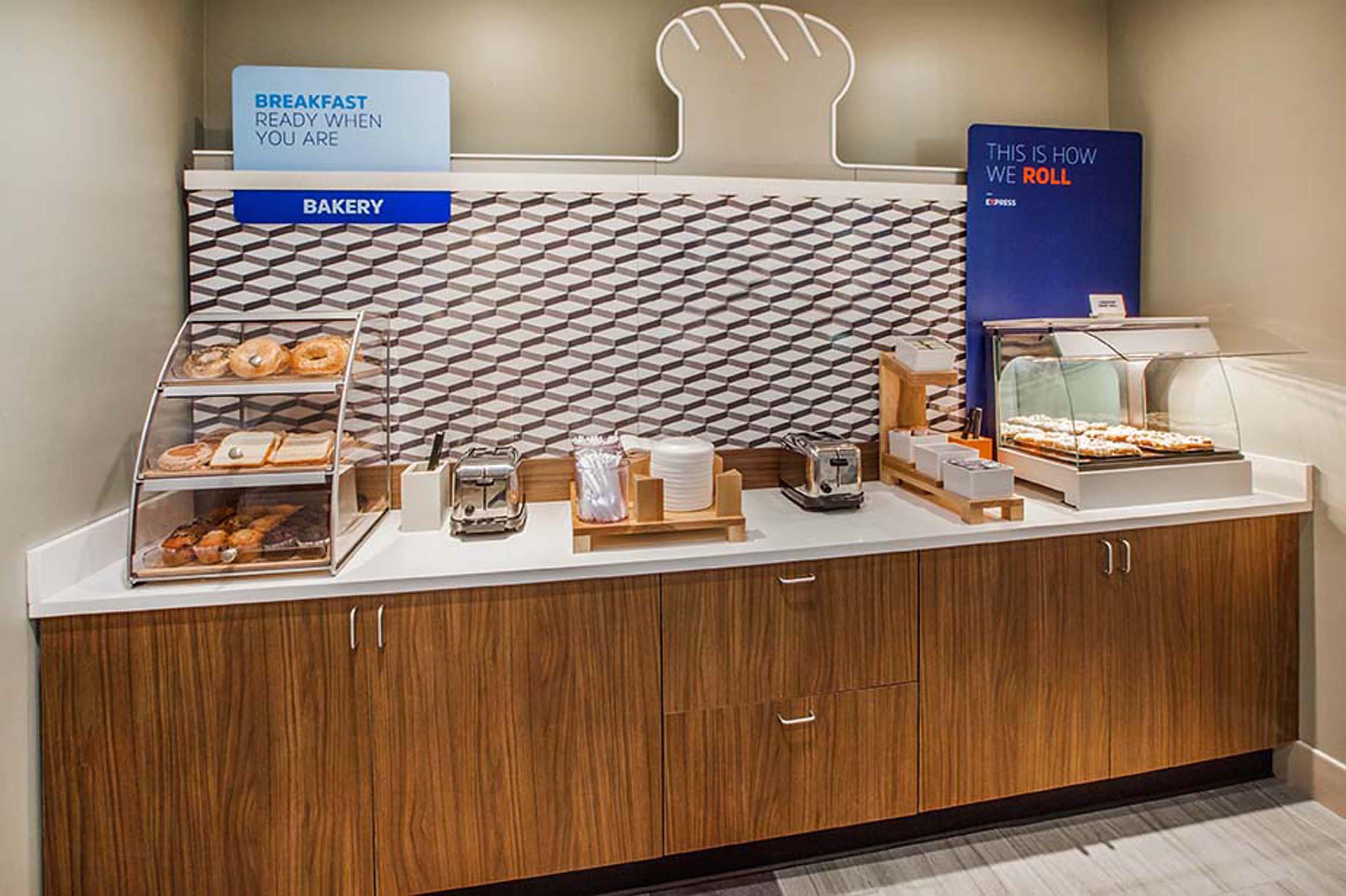 Holiday Inn Express Hotel & Suites Modesto-Salida By Ihg Eksteriør billede